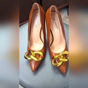 Choko-Brown Cape Robbin heels